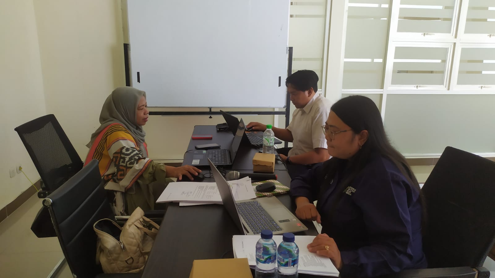 Sertifikasi Skema Klaster Pelaksanaan Inspeksi Kesehatan Lingkungan Pengamanan Limbah Fasyankes  TUK BBTKLPP Surabaya, 18 Desember 2023